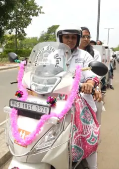 આદિવાસી વિસ્તારો માટે ટુ-વ્હીલર ઍમ્બ્યુલન્સ