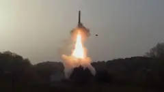 வட கொரியா ஏவுகணை சோதனை