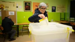 Гласање на изборима 23. новембра