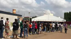 Applicants gatz to provide dia national ID card for di registration