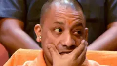योगी आदित्यनाथ