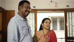 சாதிய சங்கங்களோ, சாதி அமைப்புகளோ, உறவினர்களோ நீங்கள் பெற்ற குழந்தைகள் பிரச்னைகளை சந்திக்கும் போது உடன் வந்து நிற்கப்போவதில்லை. உங்களின் பிள்ளைகள் எடுக்கும் முடிக்கு மதிப்பளியுங்கள். அவர்கள் தேர்வு செய்யும் நபர் உங்களின் சாதியைச் சாராதவராக இருந்தாலும் கூட அவரின் பண்பு நலன்களை பரிசீலனை செய்து, உங்கள் பிள்ளைகள் எடுத்த முடிவு சரிதான் என்று தோன்றினால் மறுப்பு ஏதும் தெரிவிக்காமல் திருமணம் செய்துவையுங்கள்,” என்று தெரிவிக்கின்றனர் அவர்கள்.