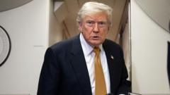 Trump restablece el bloqueo a los puertos iraníes e impone un recargo del 20% a la carga que transita por el estrecho Ormuz