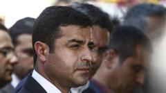 Selahattin Demirtaş kimdir?