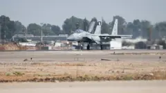 الجيش الإسرائيلي ينشر صور طائراته قبيل انطلاقها لضرب أهداف في اليمن