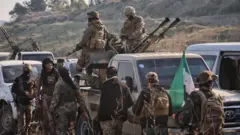 الجيش السوري يستنفر قواته بعد هجوم أنصار الأسد على قوات الأمن في اللاذقية - 06 آذار (مارس) 2025