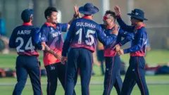 नेपालको राष्ट्रिय क्रिकेट टोलीका केही सदस्यहरू