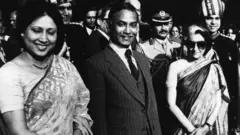 দিল্লি সফরে প্রধানমন্ত্রী ইন্দিরা গান্ধীর সাথে সস্ত্রীক প্রেসিডেন্ট জিয়াউর রহমান। জানুয়ারি, ১৯৮০