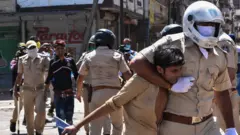 ગુજરાત, ગુજરાત પોલીસ, પોલીસનું જાહેરનામું, કલમ 144, વિરોધપ્રદર્શન, બીબીસી ગુજરાતી