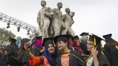 ঢাকা বিশ্ববিদ্যালয়