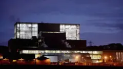 Hunterston B santrali 1976'dan bu yana enerji üretiyordu