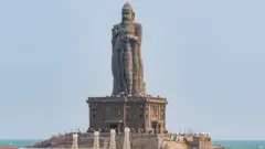 திருவள்ளுவர் சிலை