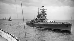 El Graf Spee en 1937 en las inmediaciones de Reino Unido