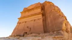 AlUla, um dos muitos monumentos antigos da Arábia Saudita.