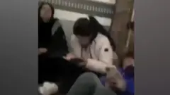 زنان در کامیون