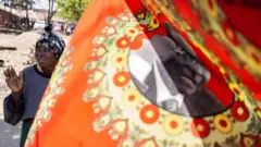 Haweenay u barooranaysa Mugabe