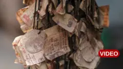 చిరిగిన నోట్లు