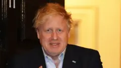 Boris Johnson em ambiente interno