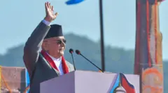 नेकपा एमाले अध्यक्ष केपी ओली