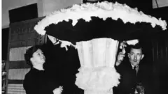 Avant la mise au point de la bombe atomique, les gens craignaient également que nous ne déclenchions accidentellement une réaction nucléaire catastrophique au sein de la Terre