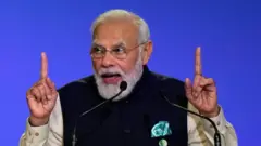 नरेंद्र मोदी 