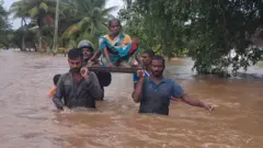 විපතට පත්වූවන්ට සහන සැලසීම සඳහා ආපදා කළමනාකරණ මධ්‍යස්ථානය පියවර ගෙන ඇති අතර අවතැන්වූවෝ තකලික කඳවුරුවල රැඳී සිටිති.