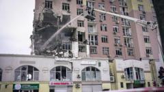 Rusya'nın Kiev'e füzeli saldırısı sonrası binlerce kişi elektriksiz kaldı