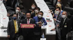 บรรยากาศภายหลังการปิดประชุมรัฐสภาวันนี้ 