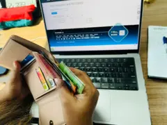 Paye Tax නව වෙනසෙන් වෘත්තිකයින් රට හැර යෑම වැළක්විය හැකි ද?