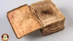 Nostradamus'un Kehanetleri kitabı el yazması