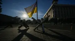 київ