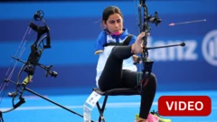 ஷீத்தல் தேவி: கேலி, அவமானங்களை கடந்து வில்வித்தையில் பதக்கங்களை குவிக்கும் வீராங்கனையின் கதை