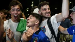 sevinen italyan gençler