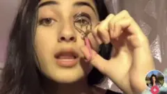 ফিরোজা আজিজের ভিডিও থেকে নেওয়া।