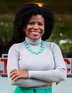 Inteligência artificial: como é fazer entrevista de emprego com uma IA? 4 Retrato profissional da professora e pesquisadora Humberta Silva