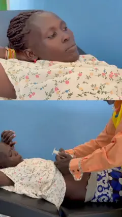 Homme qui consulte une femme