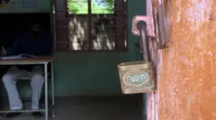 கல்வி பள்ளி மாணவர் தேனி