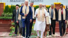 विश्व नेताओं के साथ नरेंद्र मोदी