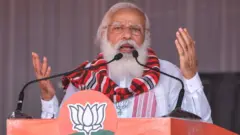 मोदी