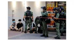 Protestolarda 298 kişinin gözaltına alındığı bildirildi.