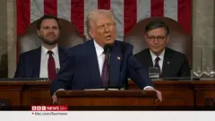 ဂရင်းလန်ရဖို့ နည်းမျိုးစုံ ကန်စဉ်းစားနေ