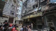তেসরা জুন আগুন লাগে দিল্লির মালভিয়া নগরের এই ভবনটিতে