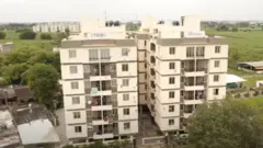 అపార్టుమెంట్లు