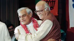 பாஜக வரலாறு, வாஜ்பேயி, அத்வானி