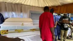 Aworan ibi sinku Aduke Gold