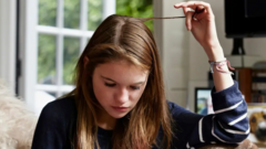 میزوکینسیا چیست و چرا حرکات کوچک دیگران شما را عصبانی میکند؟