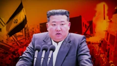 Kuzey Kore lideri Kim Jong Un, gri takım elbise ceketi ve beyaz gömlek giymiş halde, İran bayrağı ve hasar görmüş binaların yer aldığı kırmızı bir arka planın ortasında görülüyor.