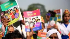 বাংলাদেশের প্রাথমিক স্তরের বই