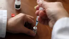 لقاح كورونا
