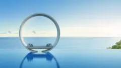 سرير داخل البحر